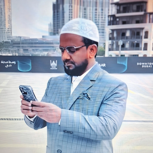 Portrait of Naseem, Founder of Brilliant Tuitions